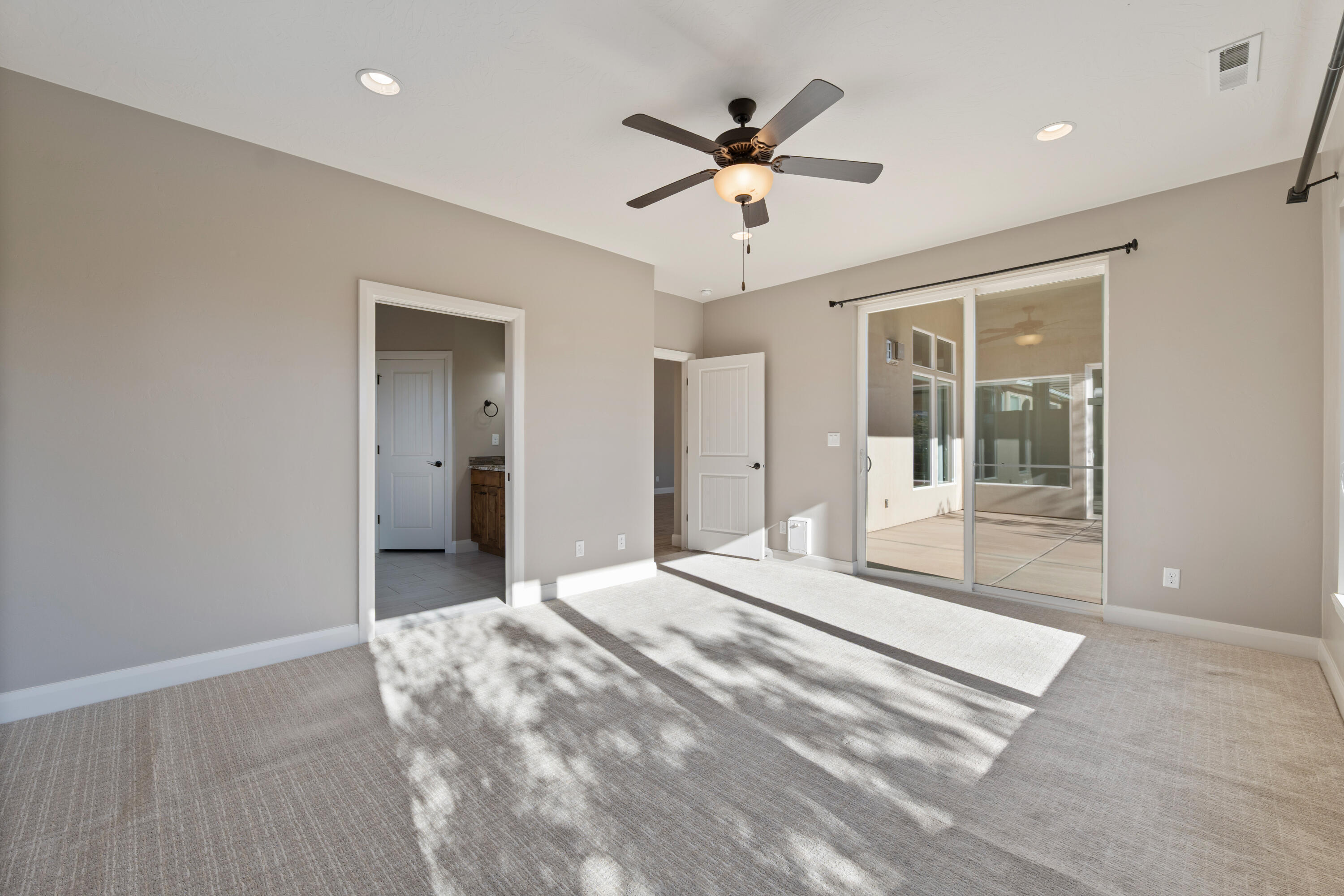 HOMESTEADS AT STUCKI FARMS - Residential