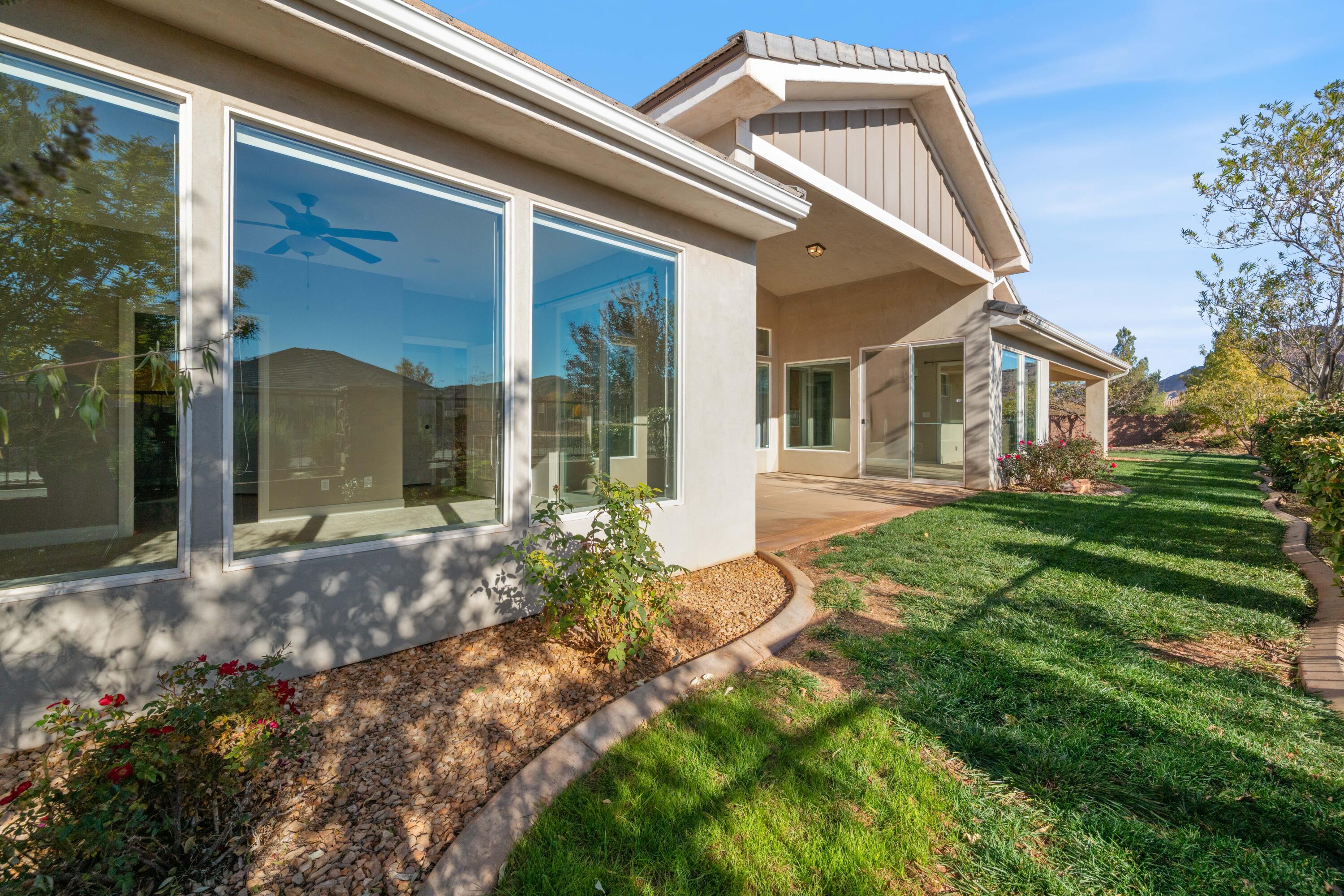 HOMESTEADS AT STUCKI FARMS - Residential