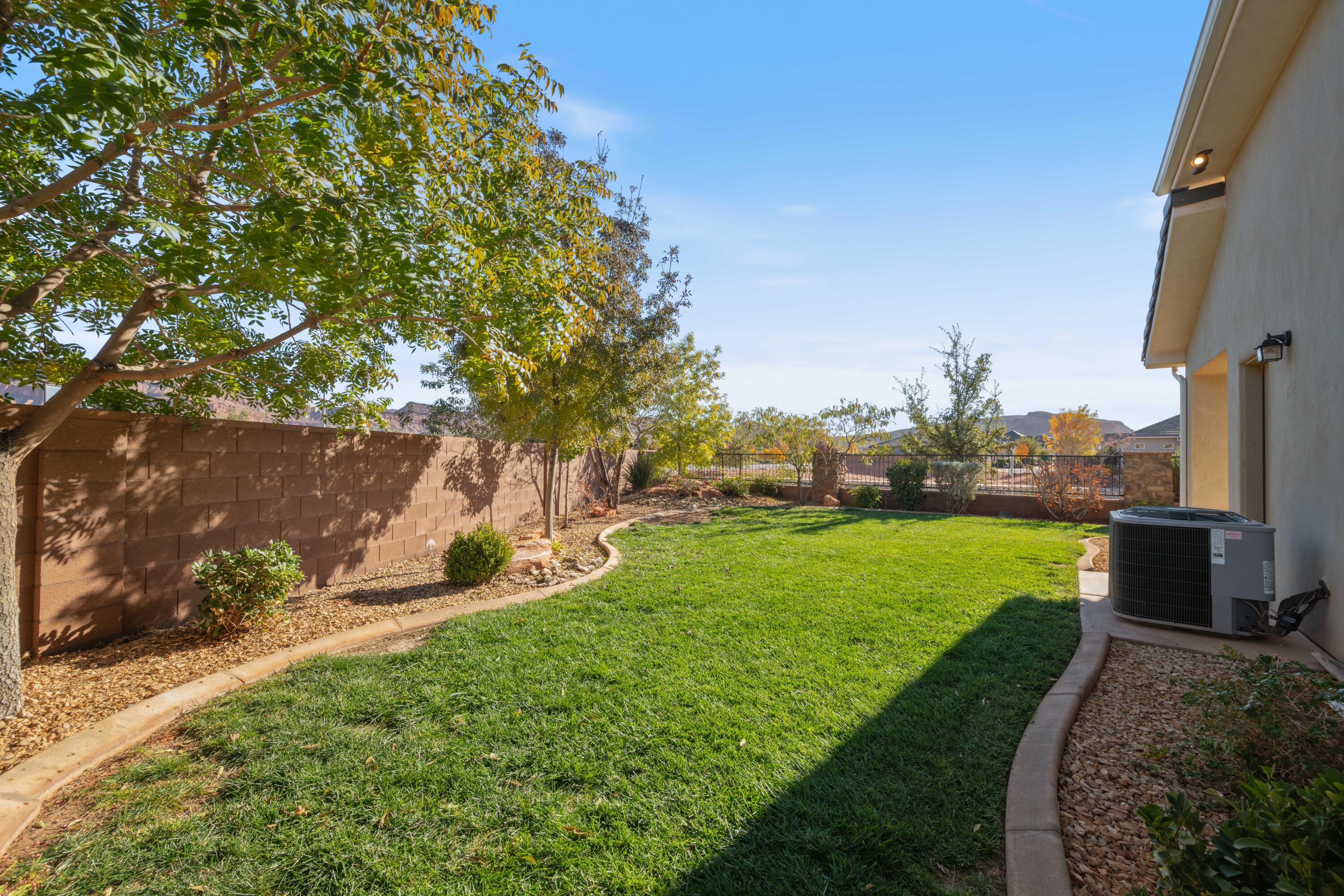 HOMESTEADS AT STUCKI FARMS - Residential
