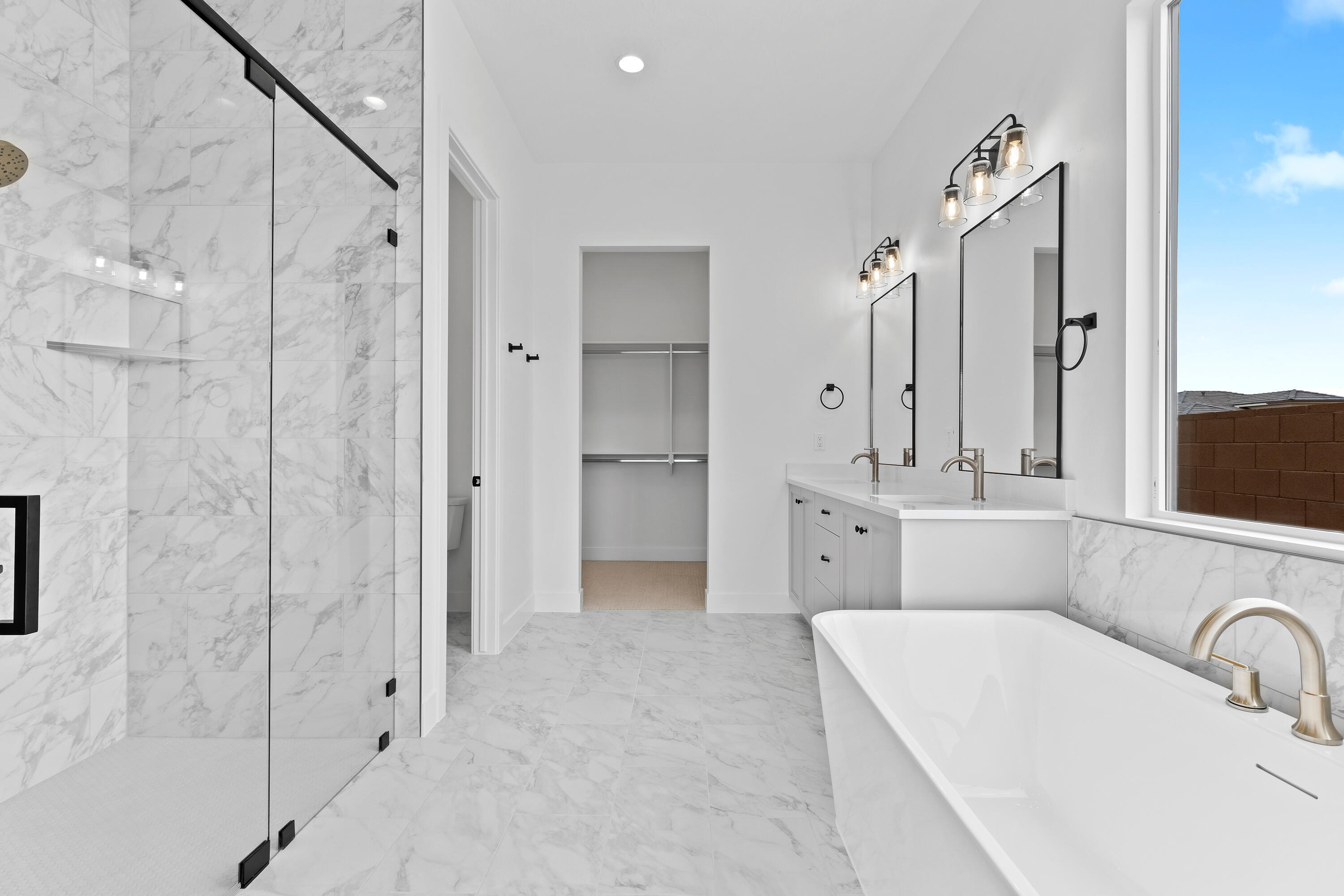 RED SANDS AT DESERT SANDS - Residential