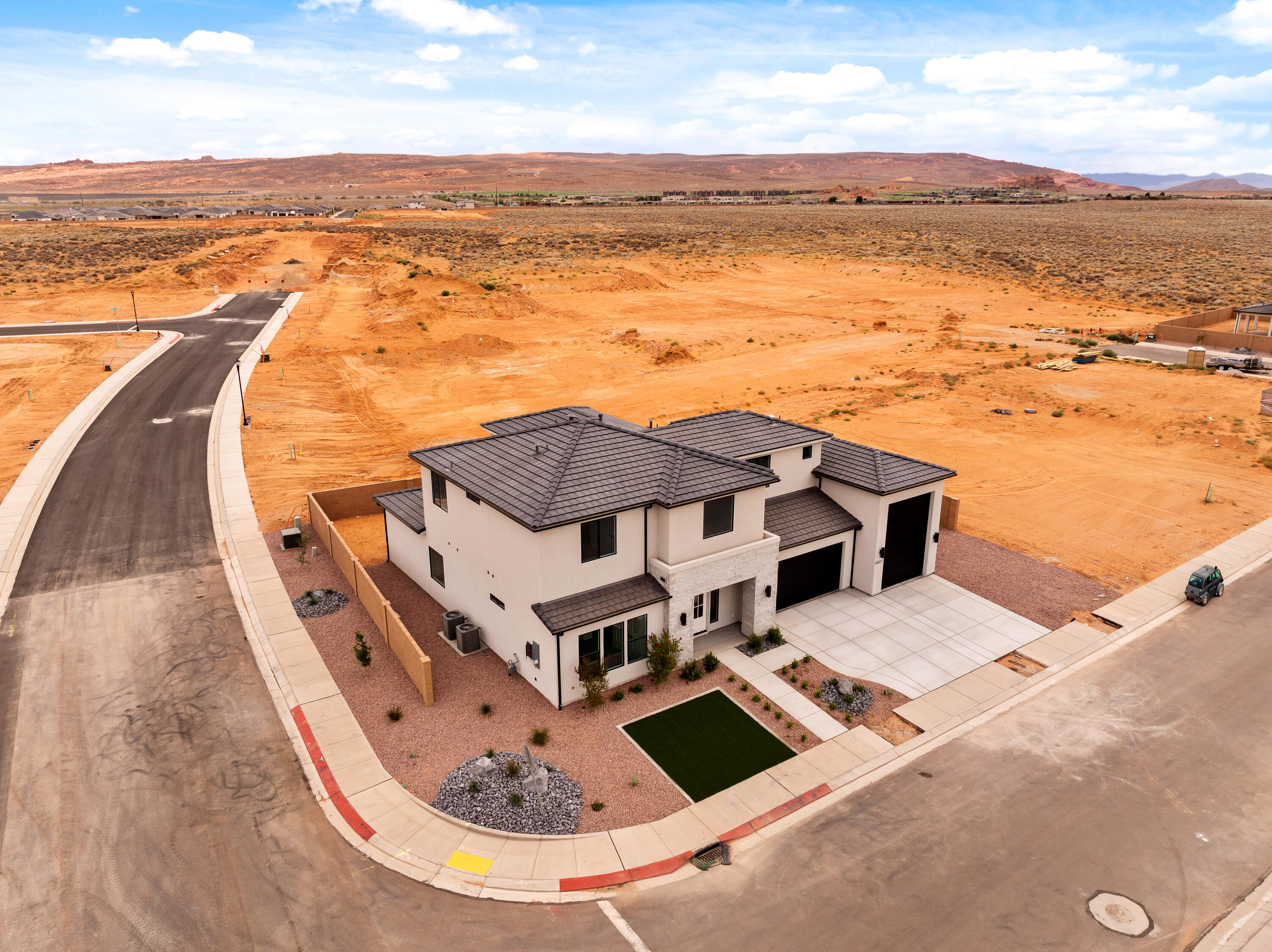 RED SANDS AT DESERT SANDS - Residential