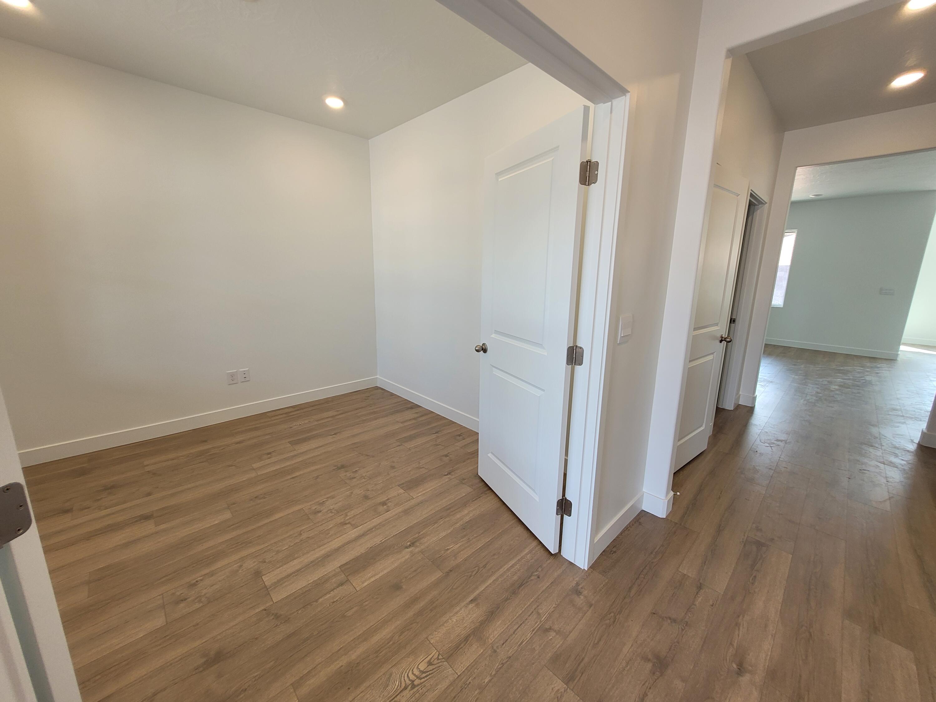 CORRAL HOLLOW AT LONG VALLEY - Residential