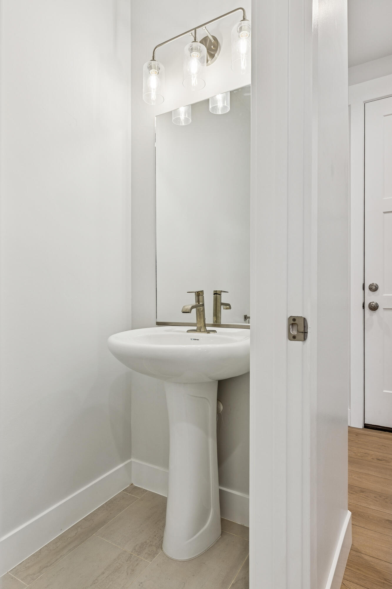 RED SLATE ESTATES - Residential