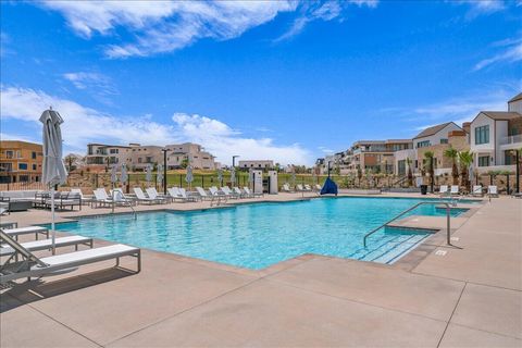 Tiny photo for 711 W Juniper Hill DR, Saint George, UT 84790 (MLS # 26-271871)