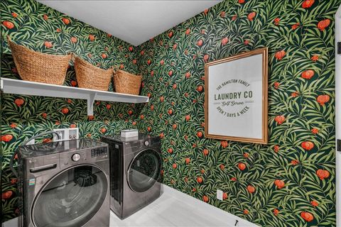 Tiny photo for 711 W Juniper Hill DR, Saint George, UT 84790 (MLS # 26-271871)