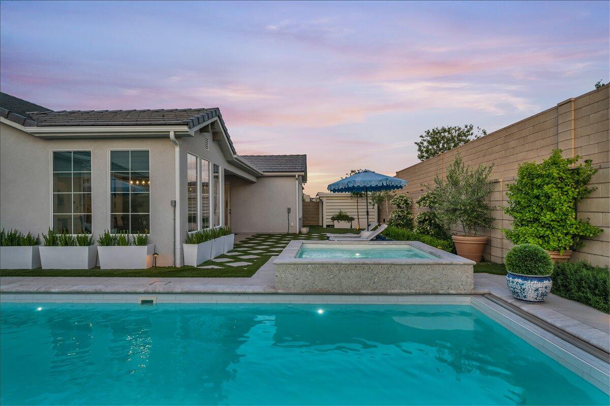 DESERT COLOR SAGE HAVEN - Residential