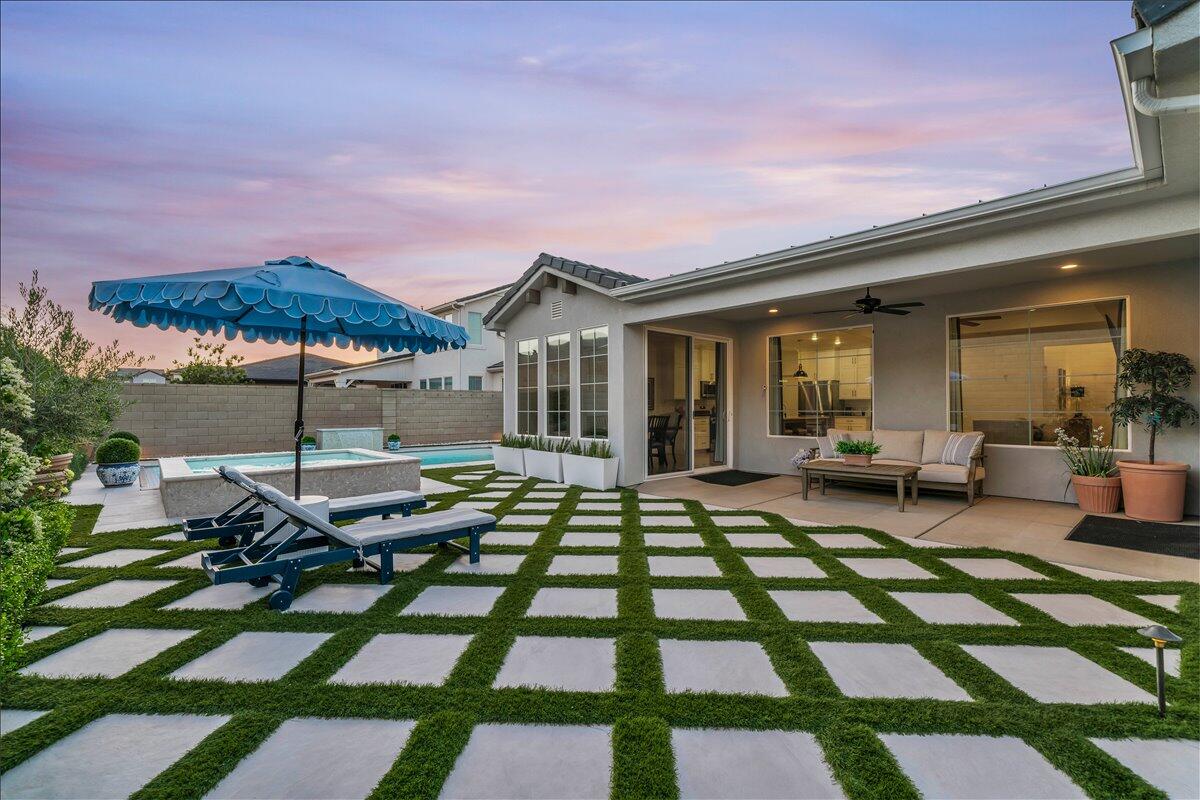 DESERT COLOR SAGE HAVEN - Residential