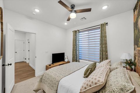 Tiny photo for 711 W Juniper Hill DR, Saint George, UT 84790 (MLS # 26-271871)