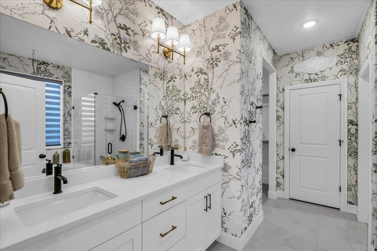 DESERT COLOR SAGE HAVEN - Residential