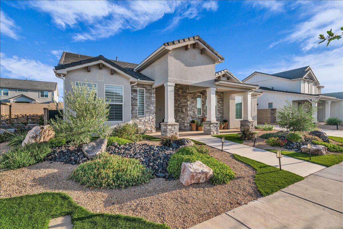 DESERT COLOR SAGE HAVEN - Residential