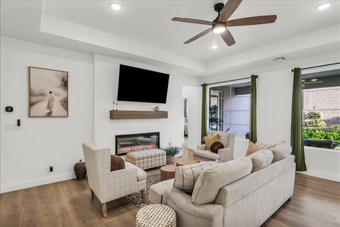 Tiny photo for 711 W Juniper Hill DR, Saint George, UT 84790 (MLS # 26-271871)