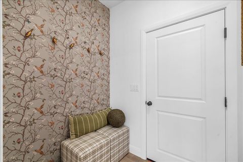 Tiny photo for 711 W Juniper Hill DR, Saint George, UT 84790 (MLS # 26-271871)
