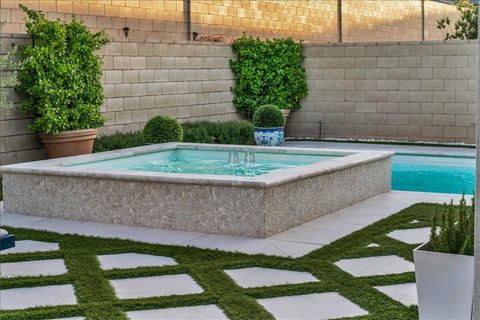 Tiny photo for 711 W Juniper Hill DR, Saint George, UT 84790 (MLS # 26-271871)
