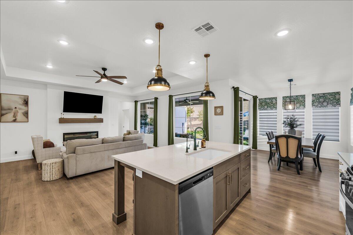 DESERT COLOR SAGE HAVEN - Residential