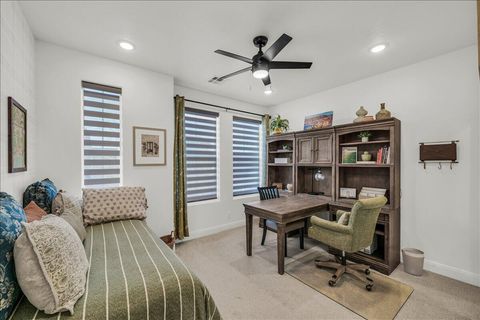 Tiny photo for 711 W Juniper Hill DR, Saint George, UT 84790 (MLS # 26-271871)