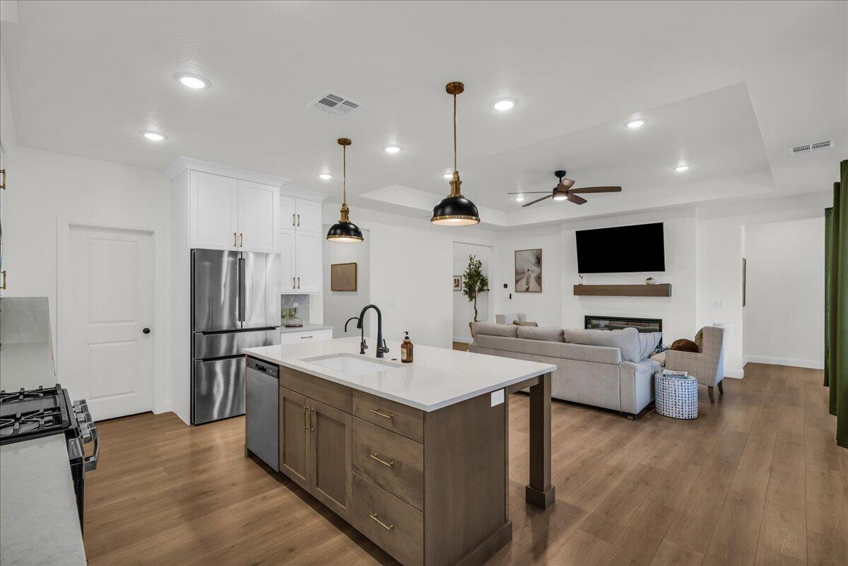 DESERT COLOR SAGE HAVEN - Residential