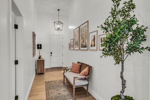Tiny photo for 711 W Juniper Hill DR, Saint George, UT 84790 (MLS # 26-271871)