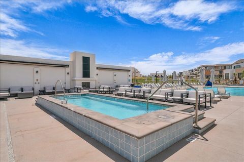 Tiny photo for 711 W Juniper Hill DR, Saint George, UT 84790 (MLS # 26-271871)