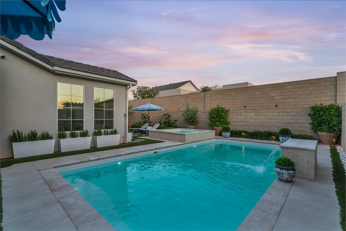 DESERT COLOR SAGE HAVEN - Residential