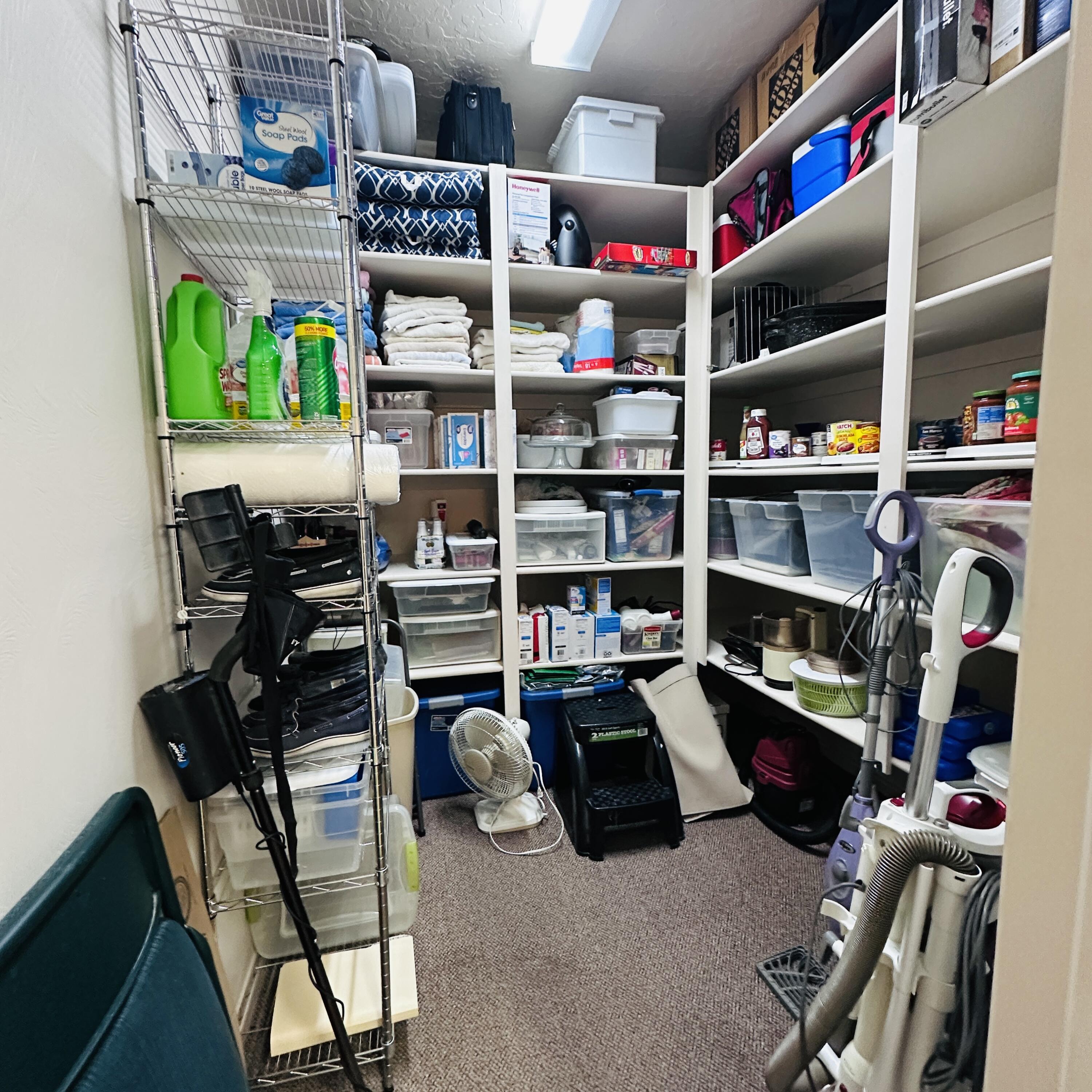 CANYON RIDGE - Residential