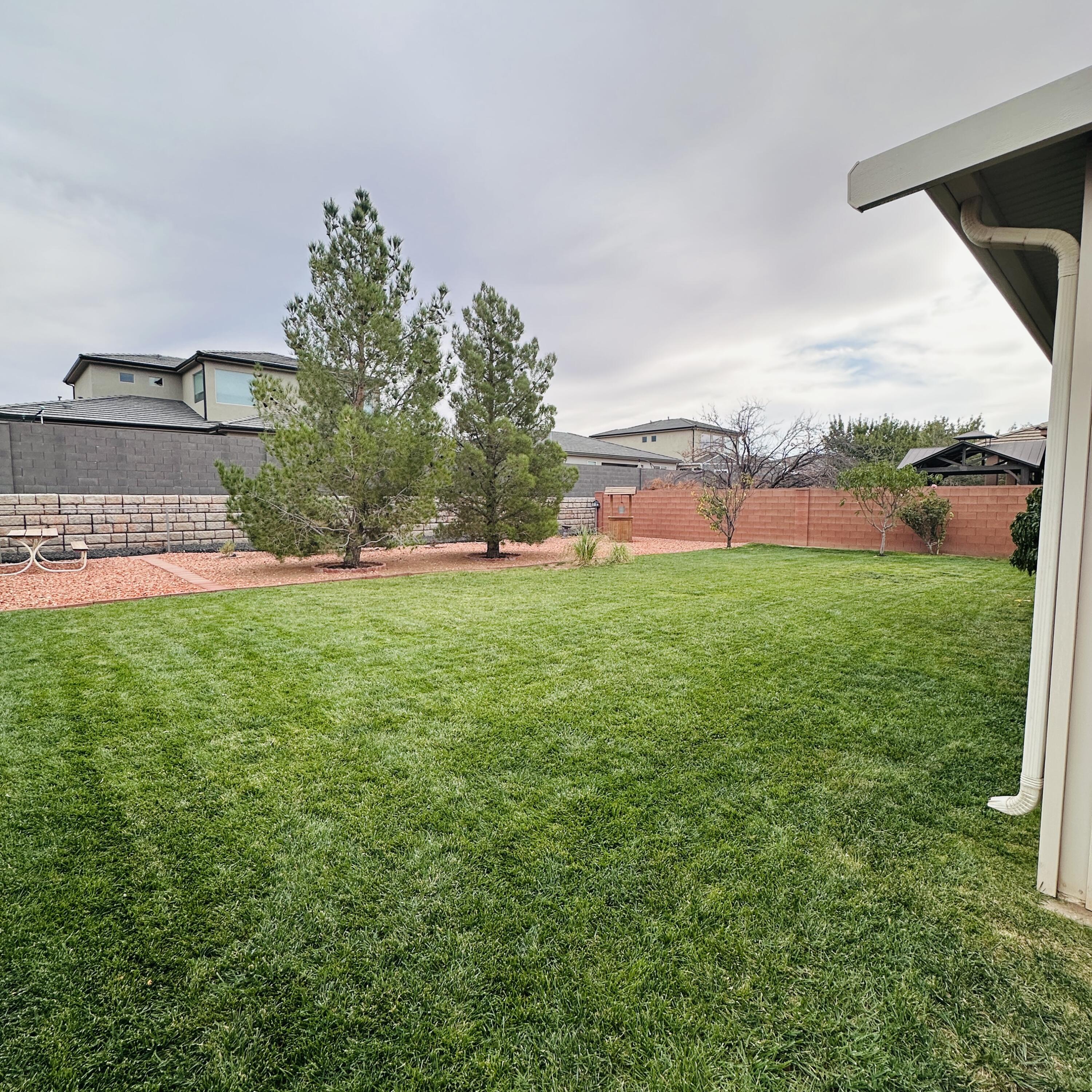 CANYON RIDGE - Residential