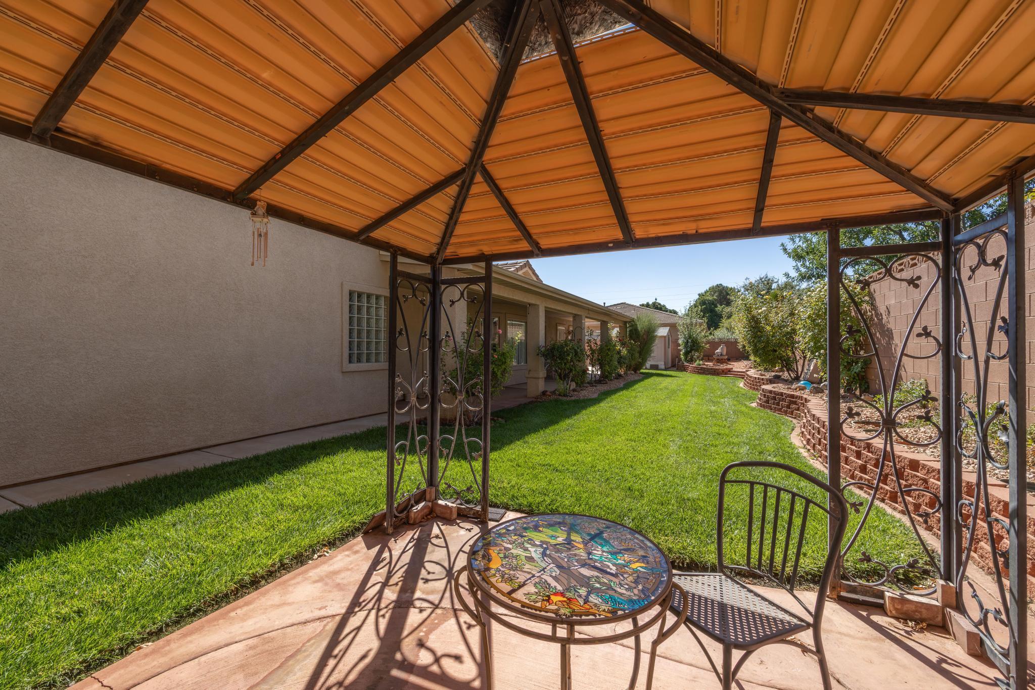 HEIGHTS WEST - Residential