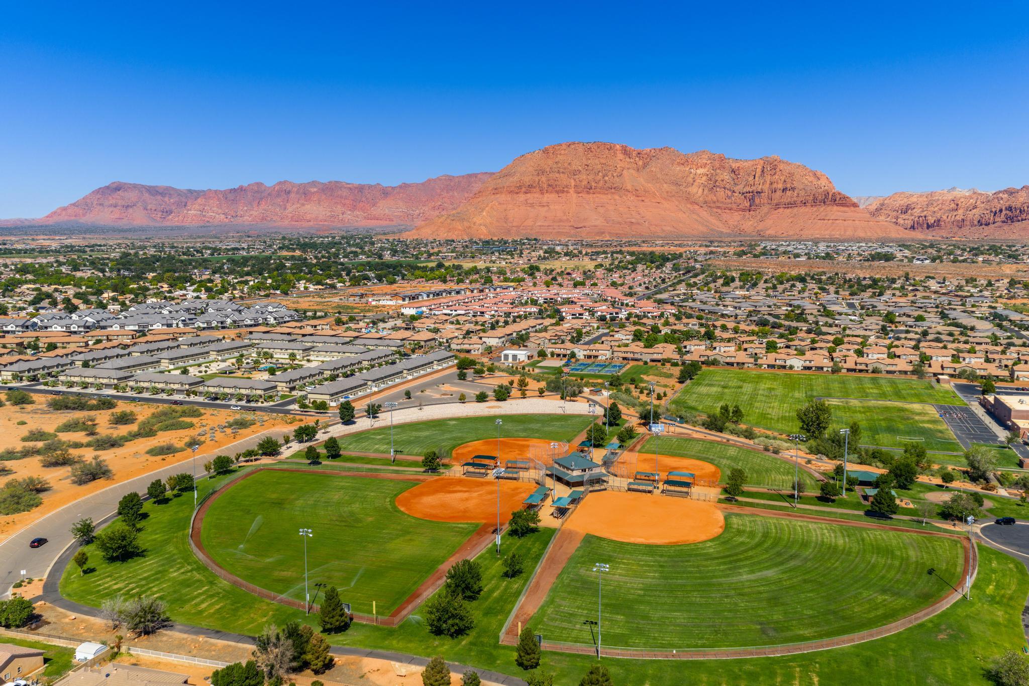 HEIGHTS WEST - Residential