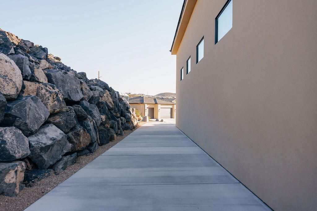 FIREROCK - Residential