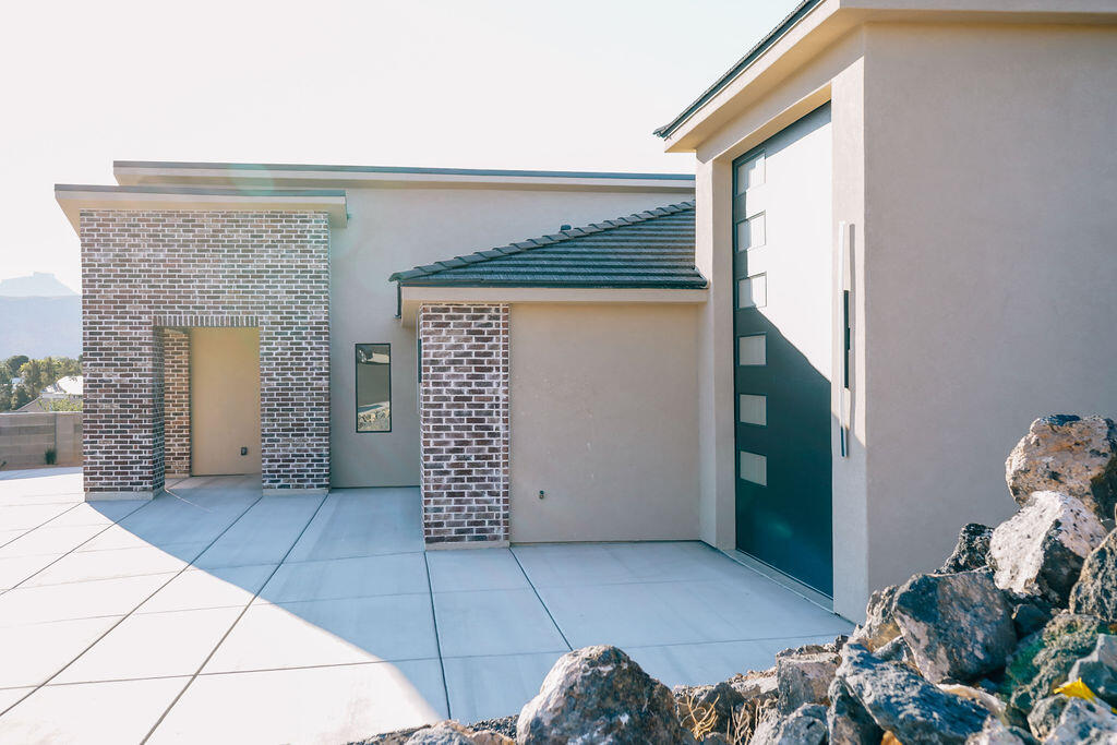 FIREROCK - Residential