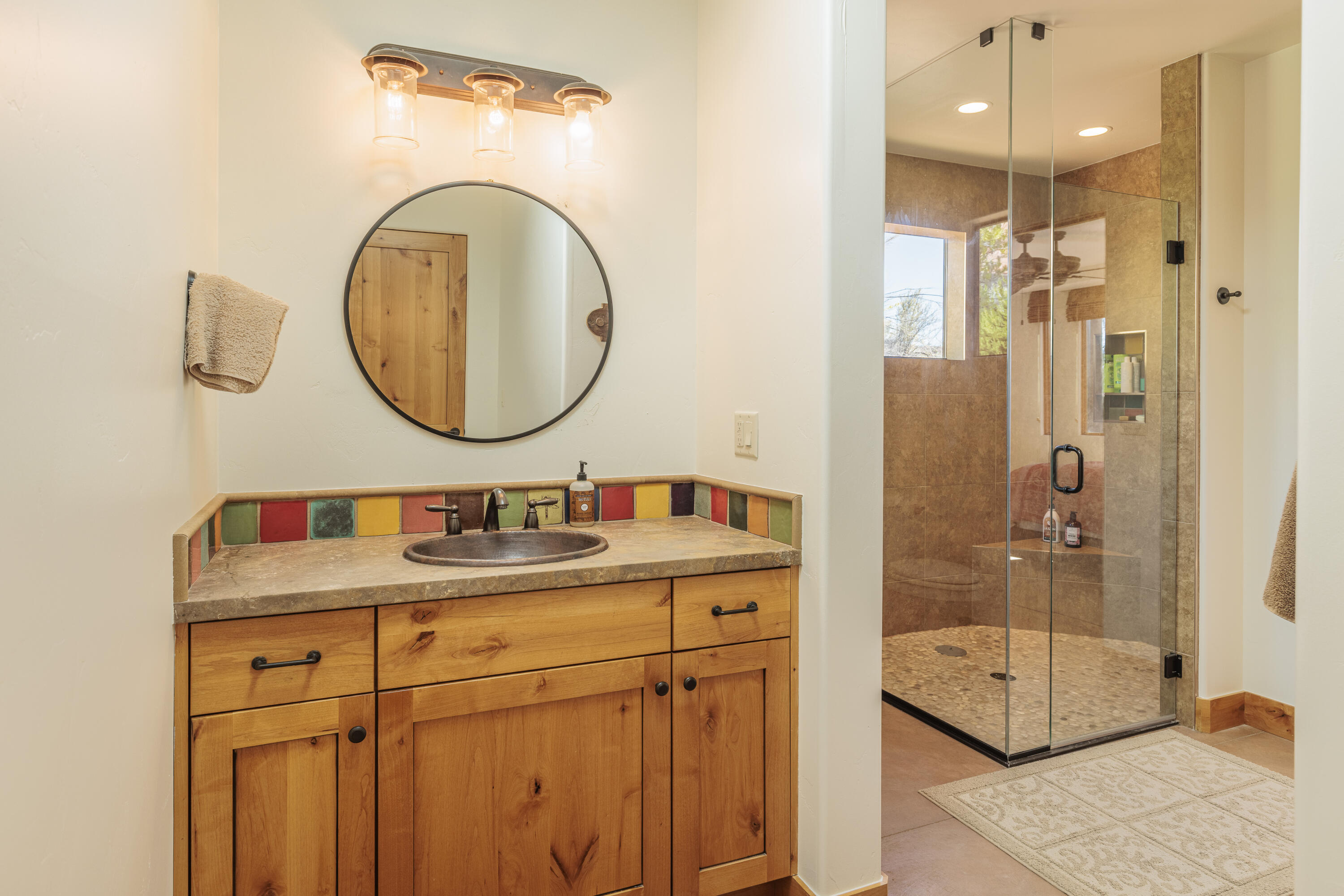 TAVIAWK - Residential