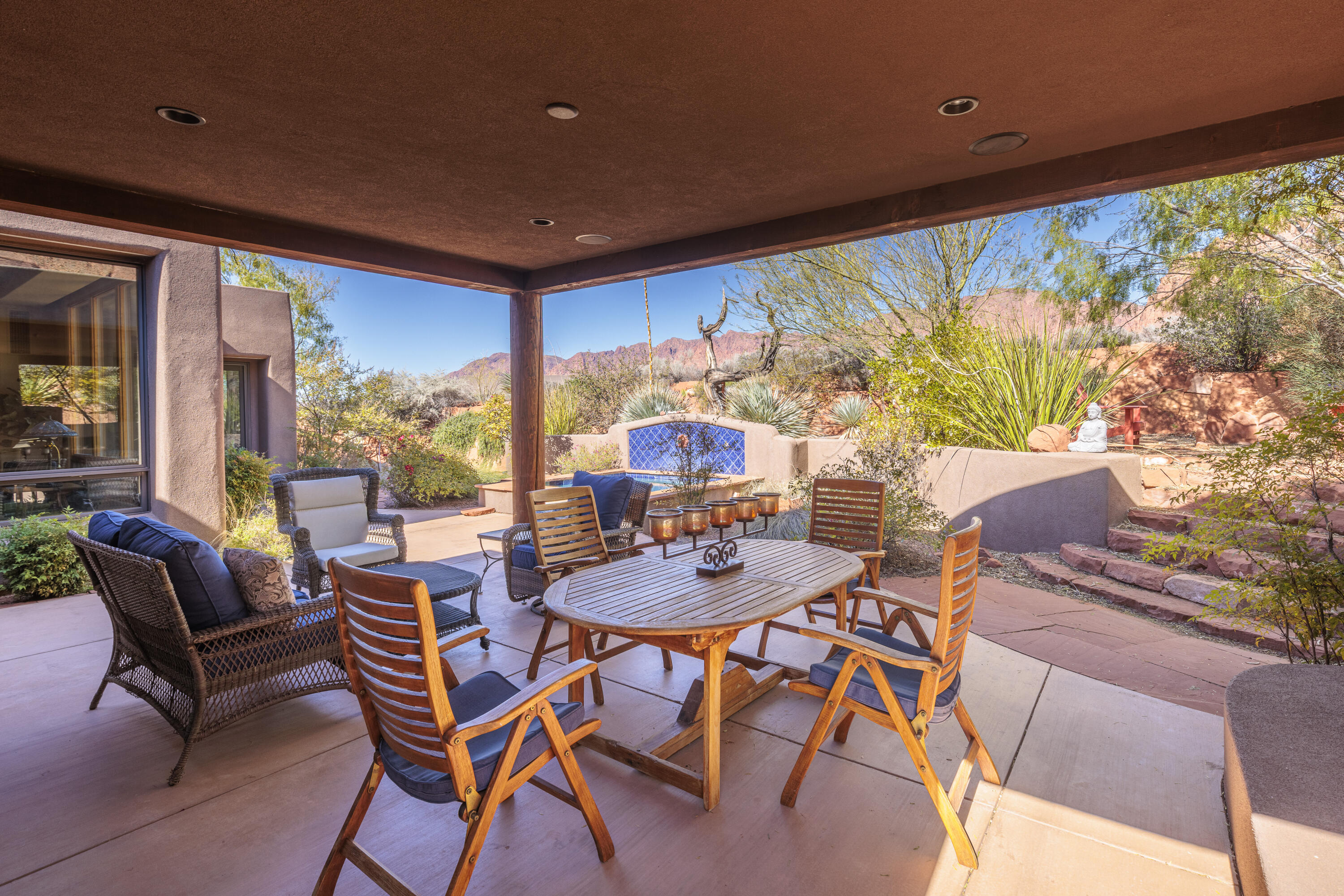 TAVIAWK - Residential