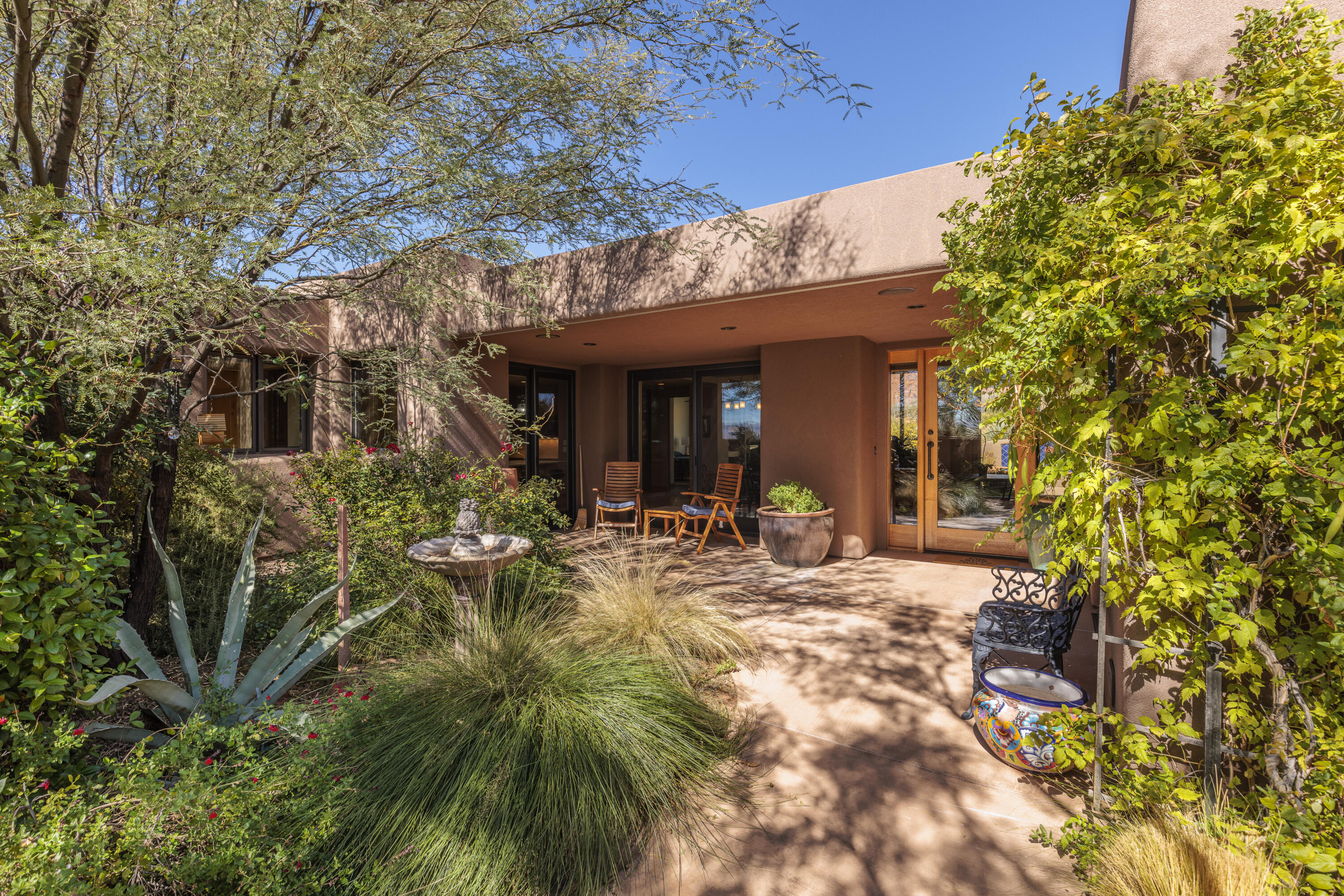 TAVIAWK - Residential