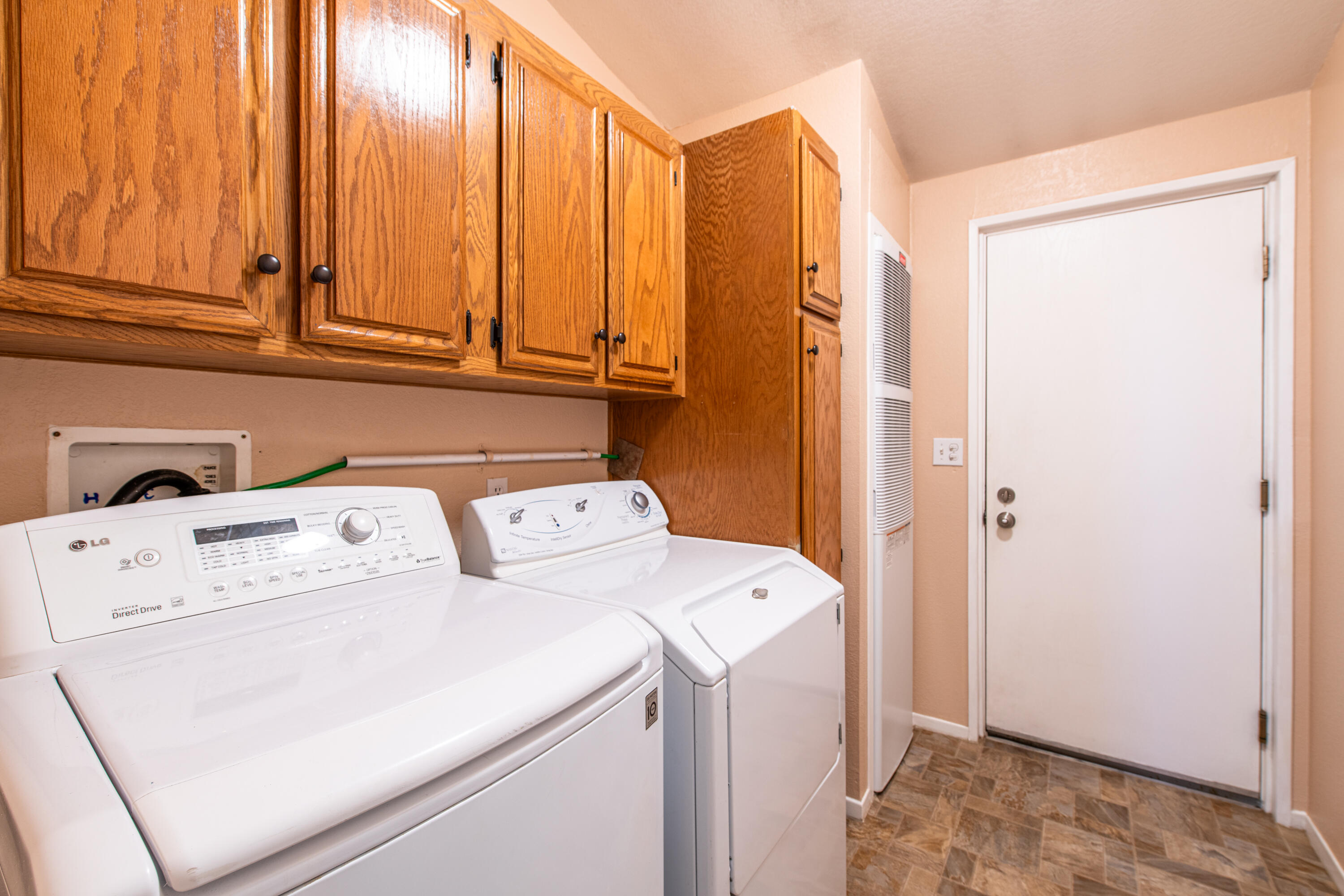 LAVA BLUFF MOBILE HOME PARK - Residential