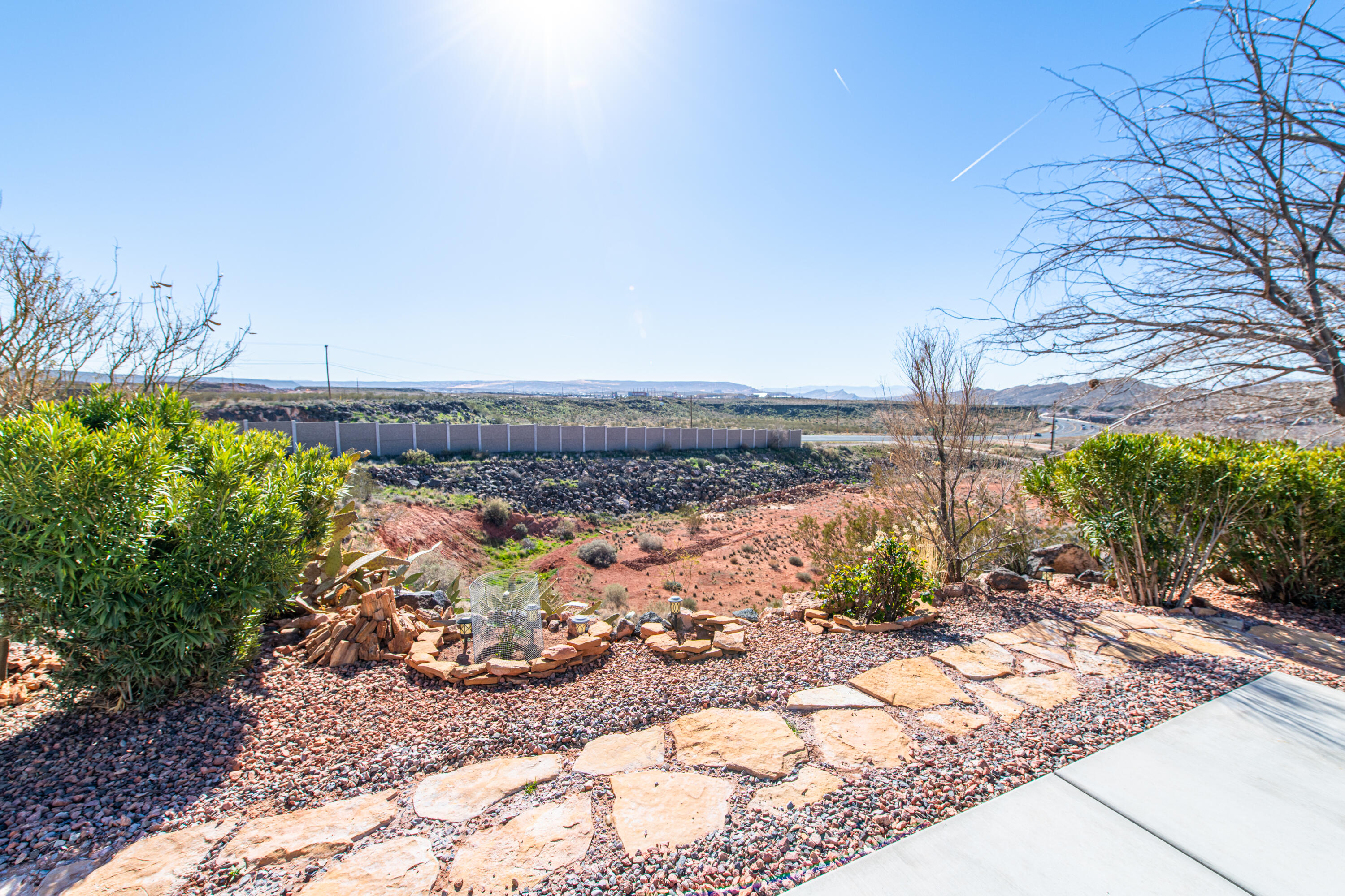 LAVA BLUFF MOBILE HOME PARK - Residential