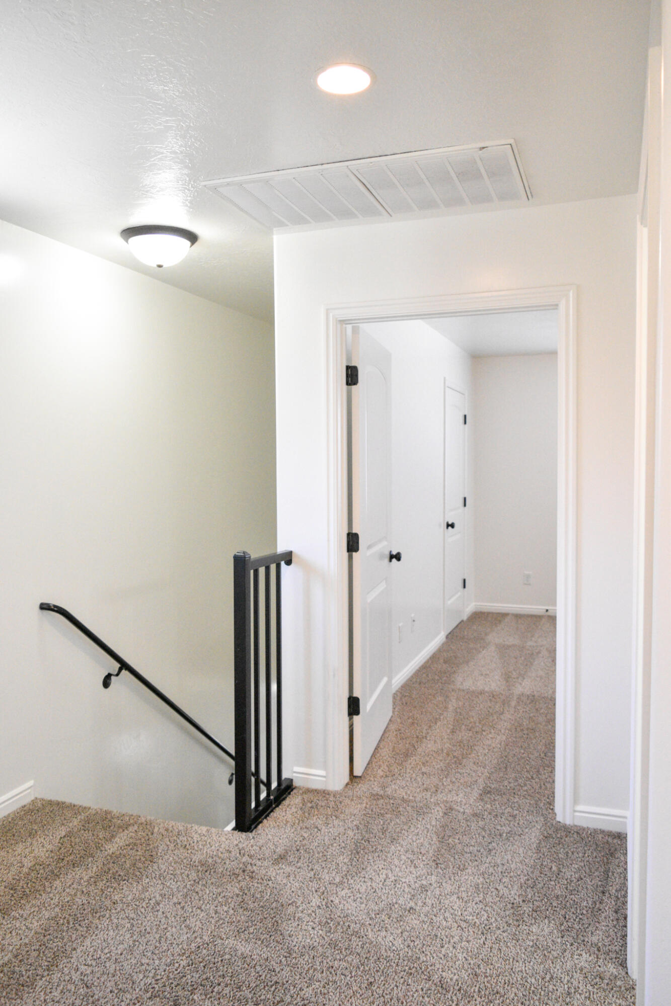 FLATS AT SOUTH POINTE - Residential