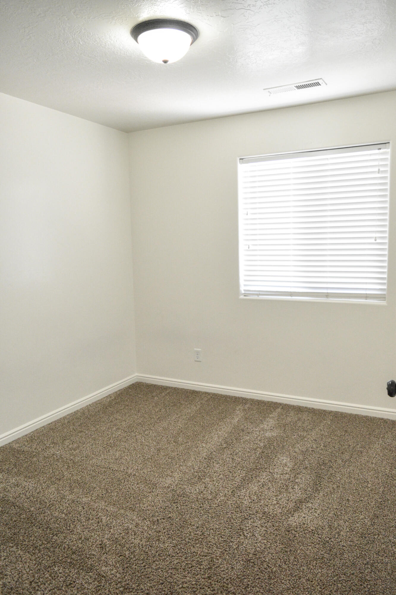 FLATS AT SOUTH POINTE - Residential