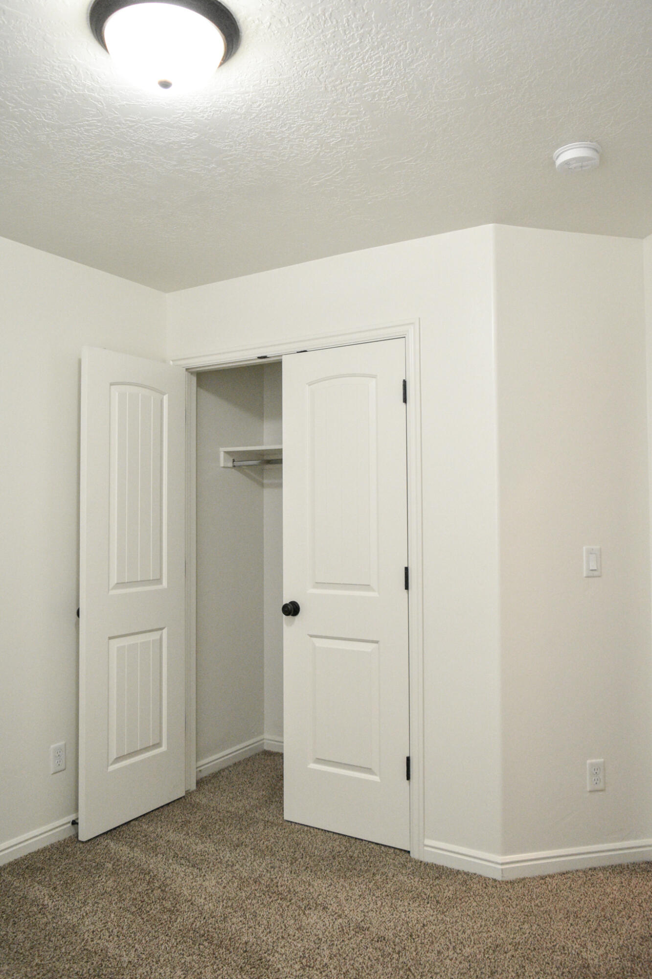 FLATS AT SOUTH POINTE - Residential