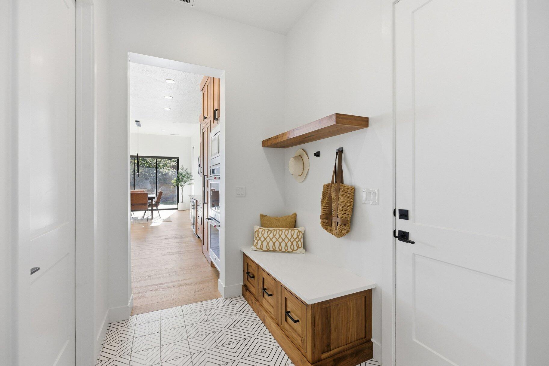 LEDGES OF ST GEORGE - Residential