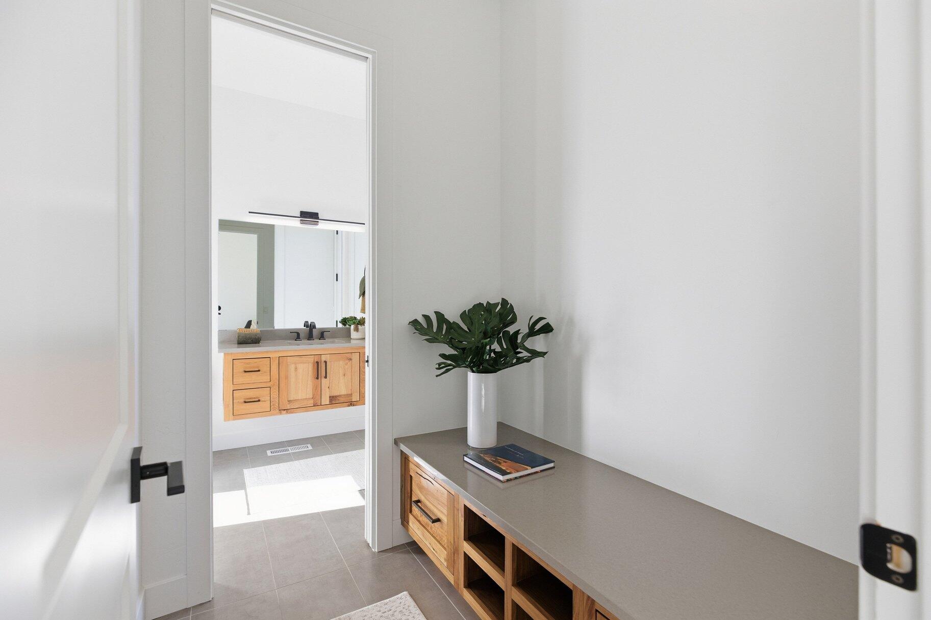 LEDGES OF ST GEORGE - Residential