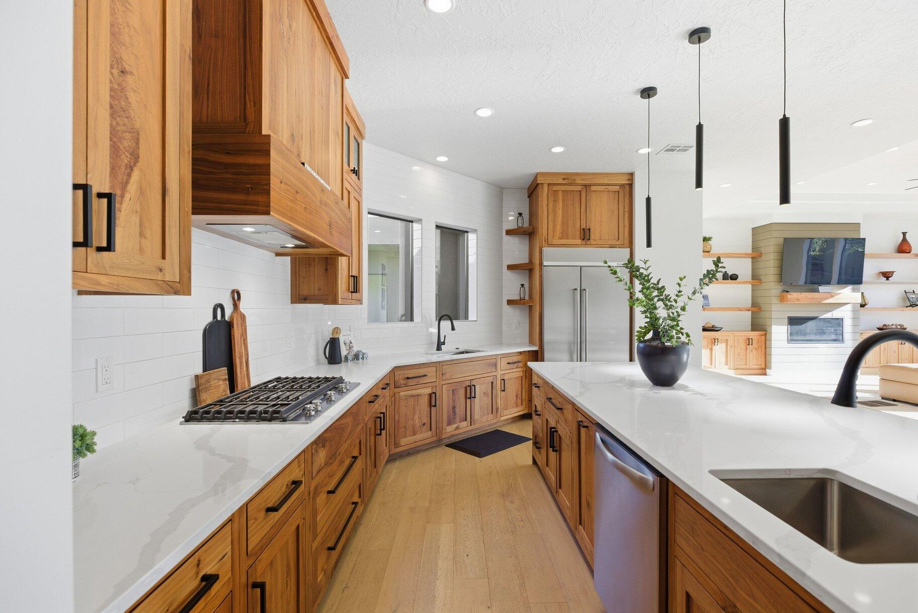 LEDGES OF ST GEORGE - Residential