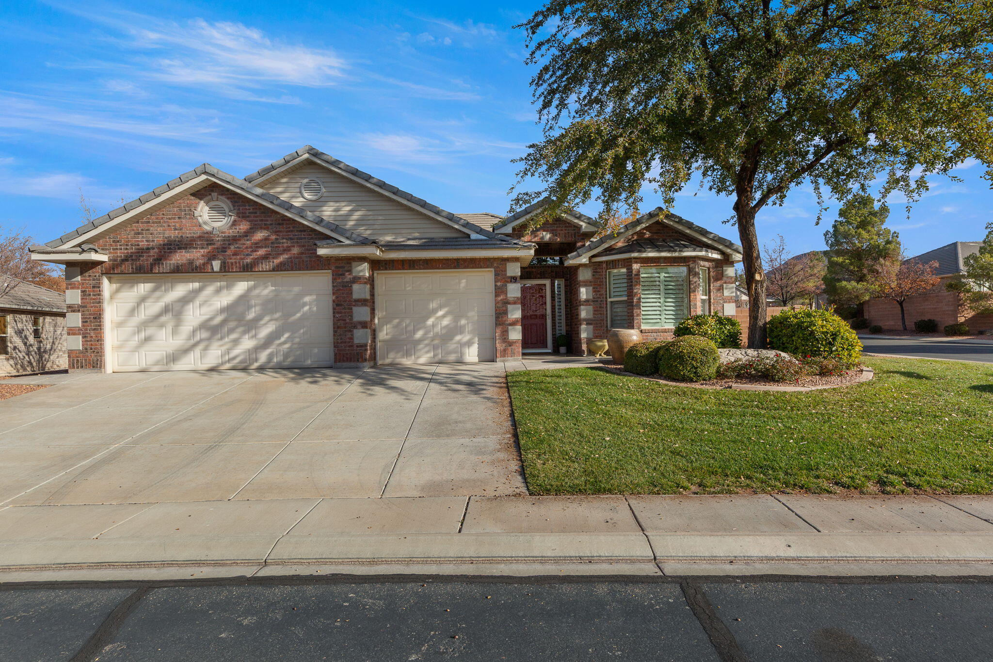 COVENTRY LANE TOWNHOMES - Residential