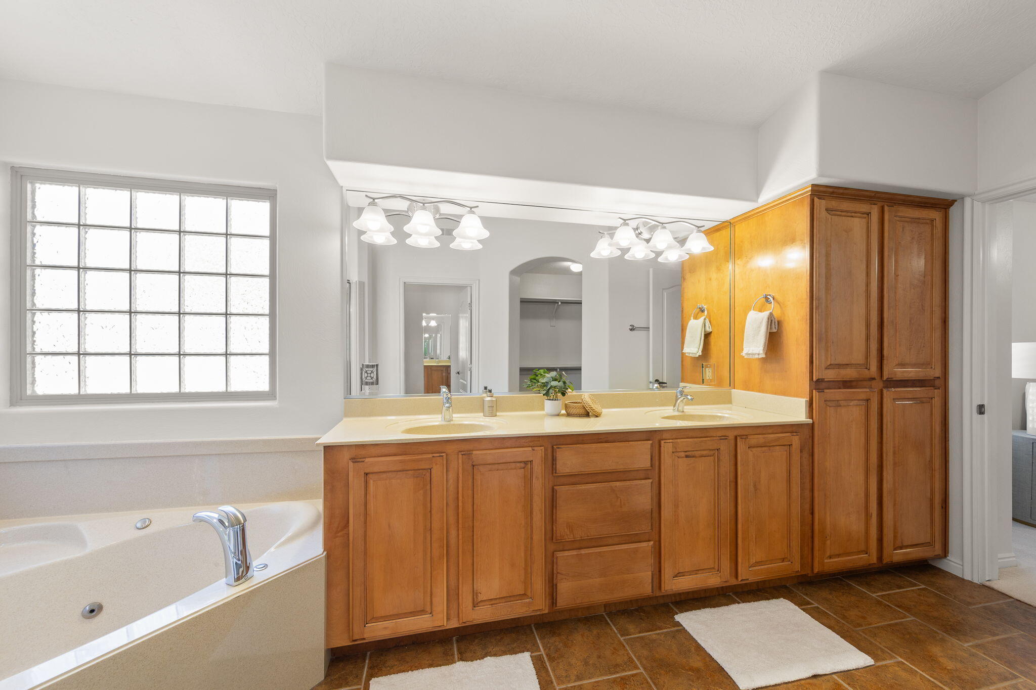 COVENTRY LANE TOWNHOMES - Residential