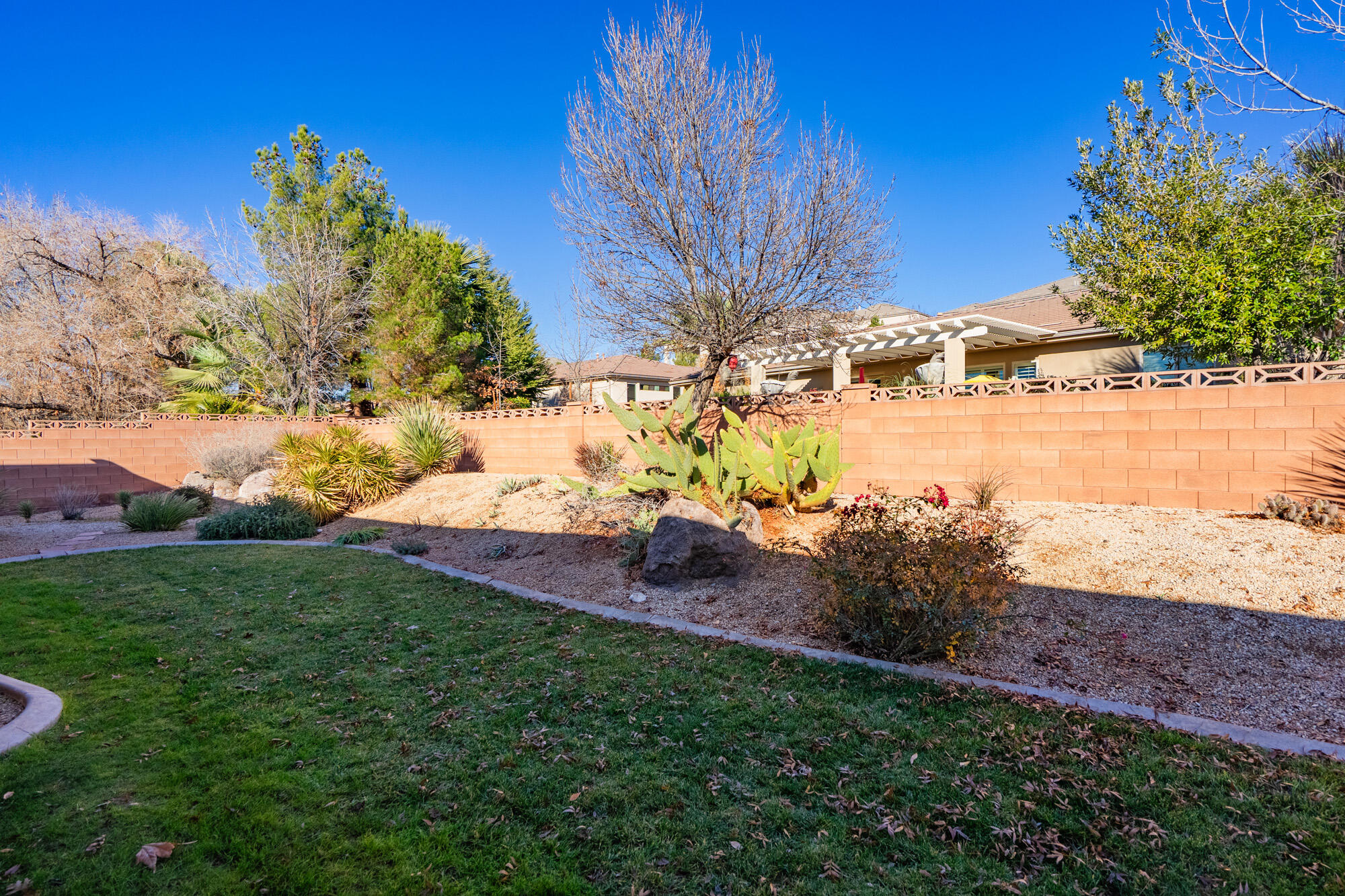 MONTEREY AT STONEBRIDGE - Residential