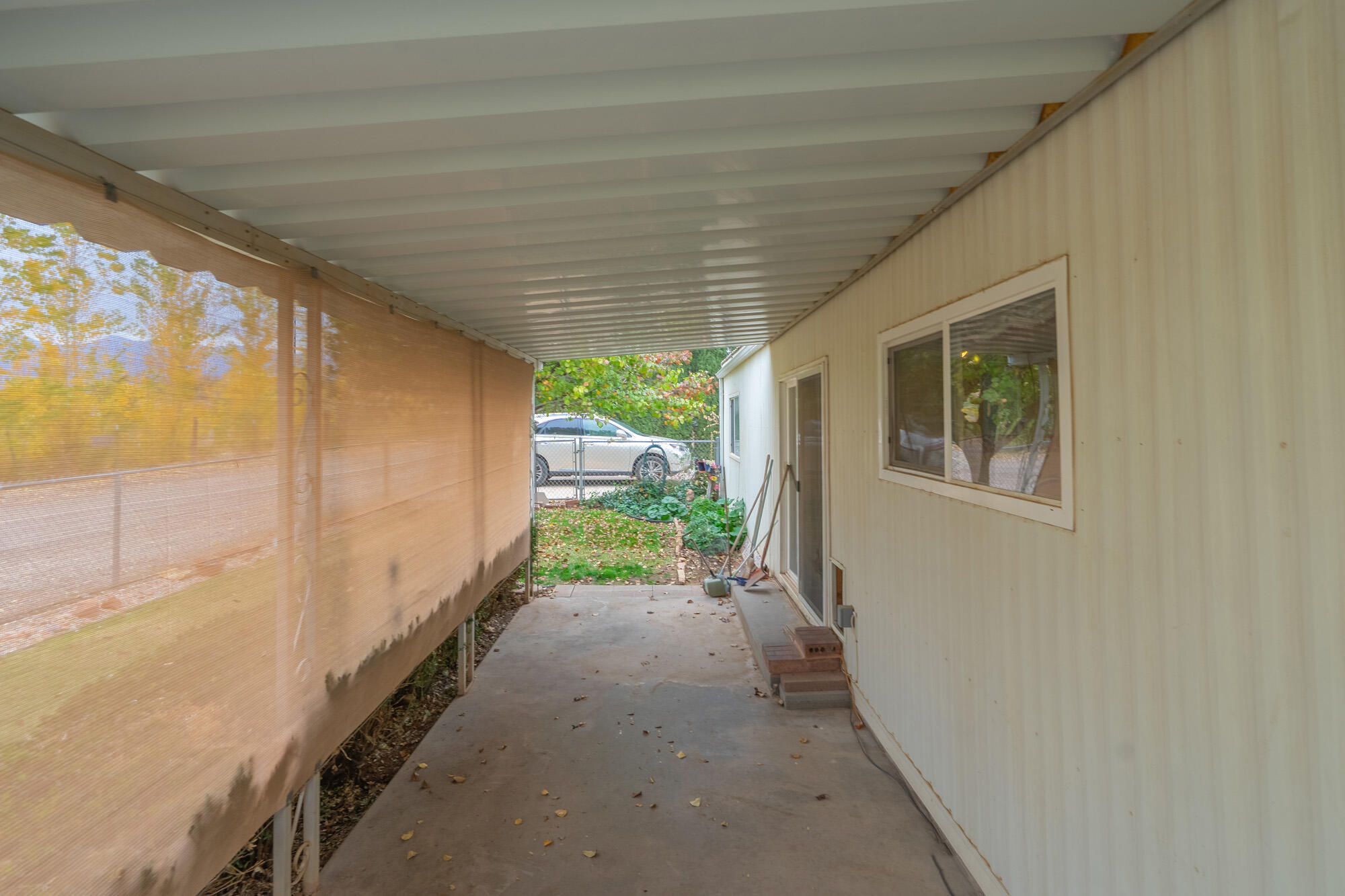 ORAL D & MINNIE E STOWELL - Residential