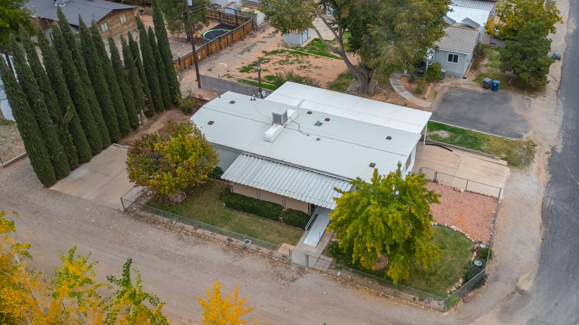 ORAL D & MINNIE E STOWELL - Residential