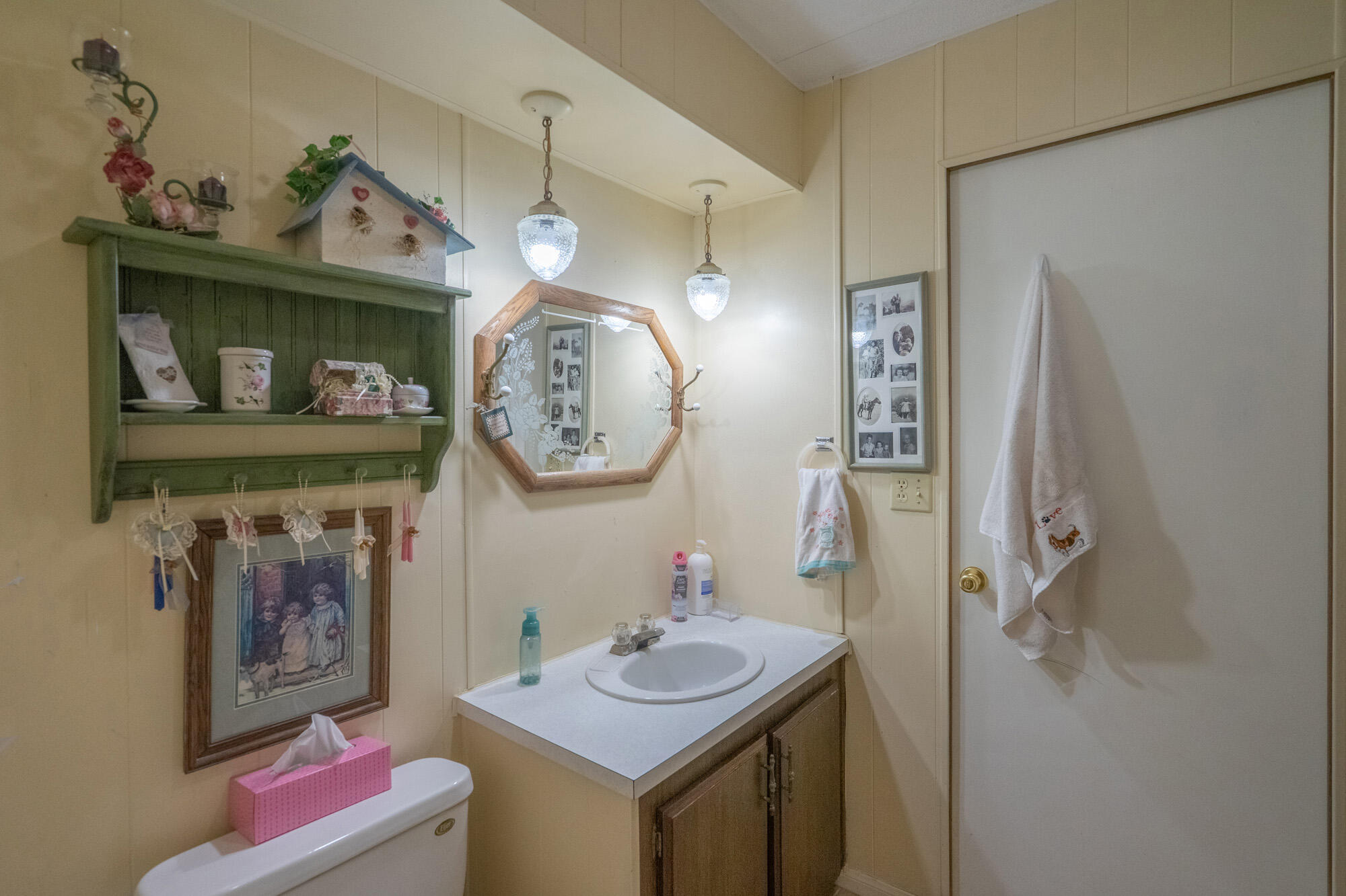 ORAL D & MINNIE E STOWELL - Residential