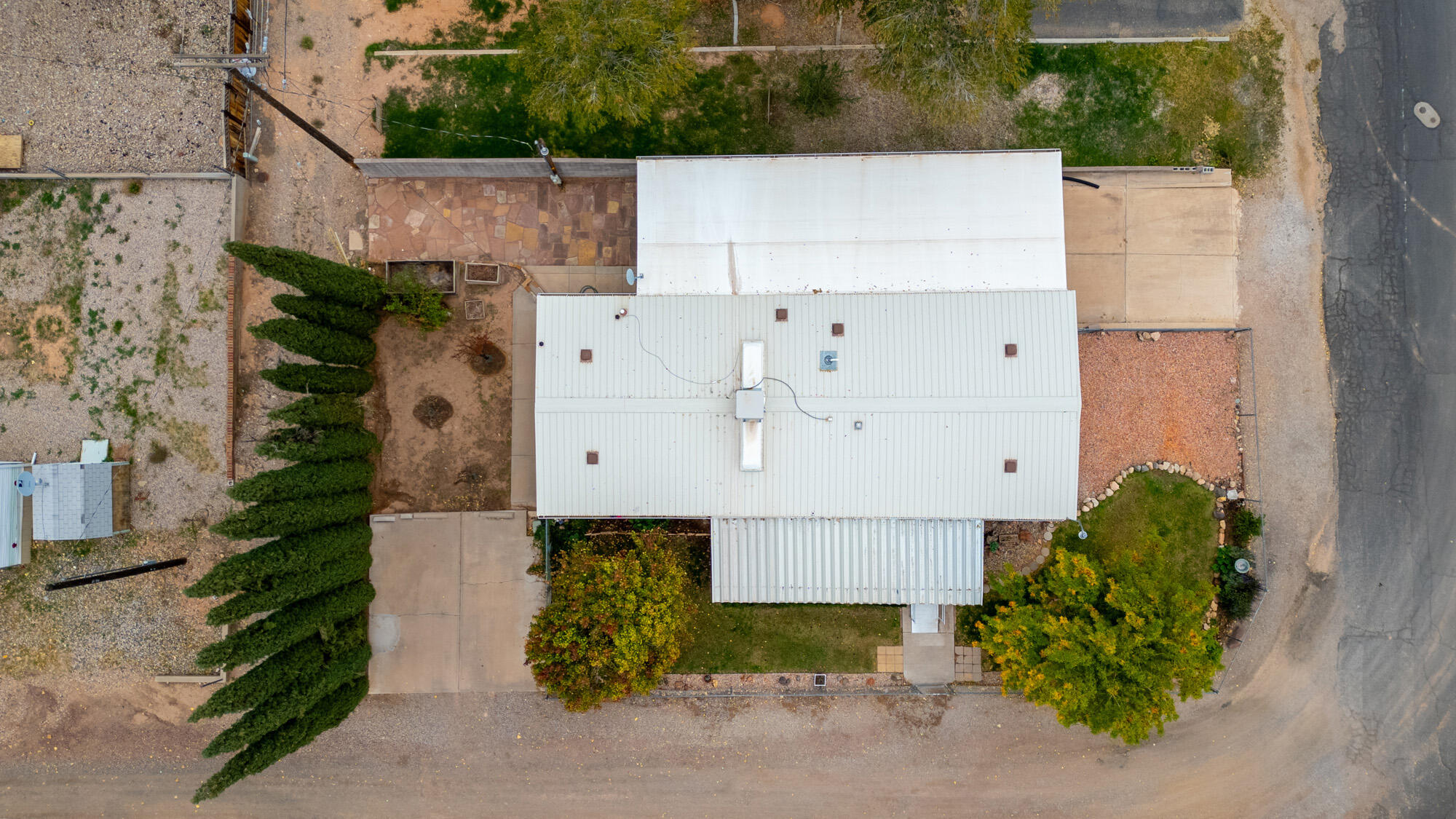 ORAL D & MINNIE E STOWELL - Residential