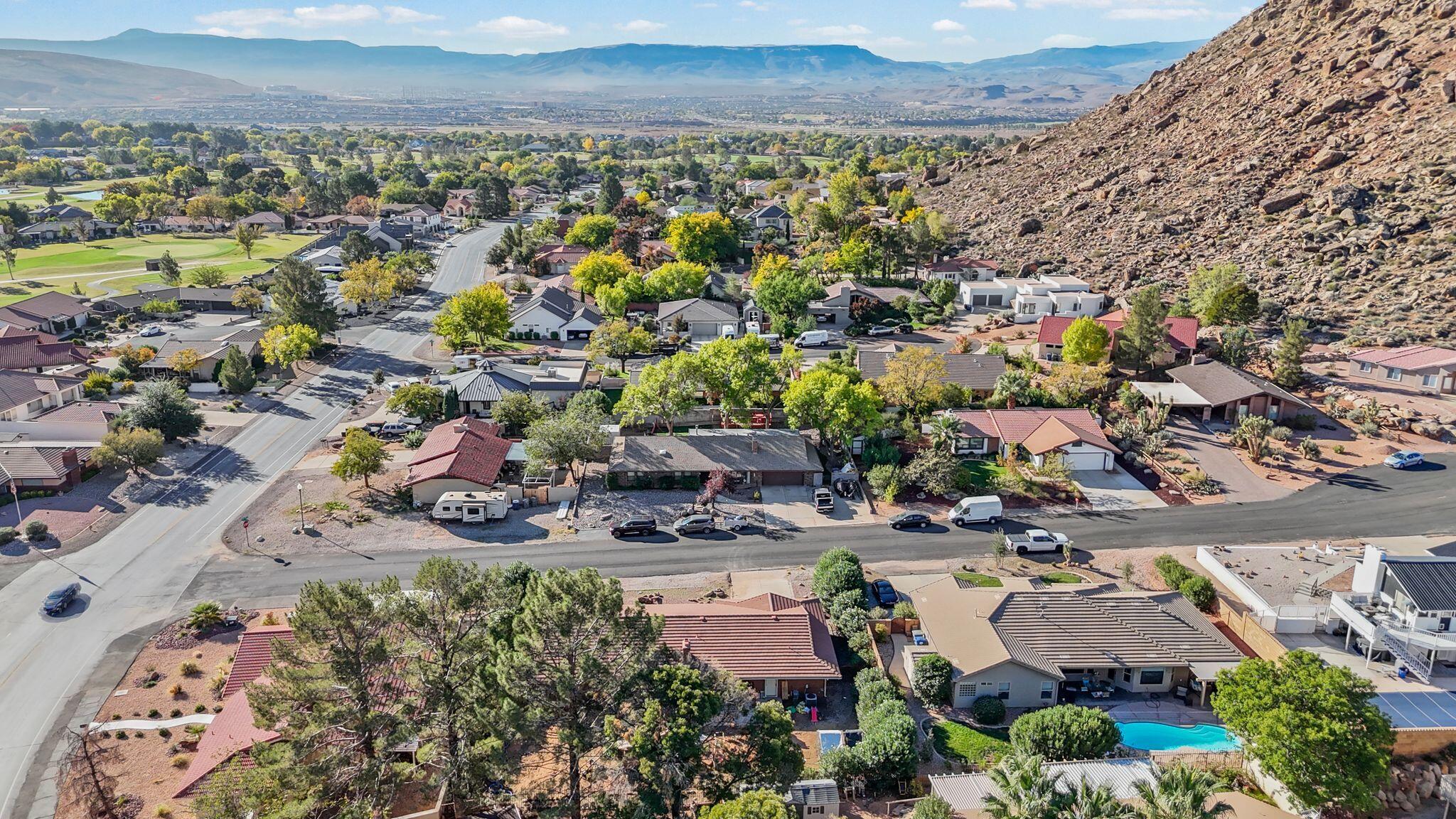 BLOOMINGTON COUNTRY CLUB - Residential