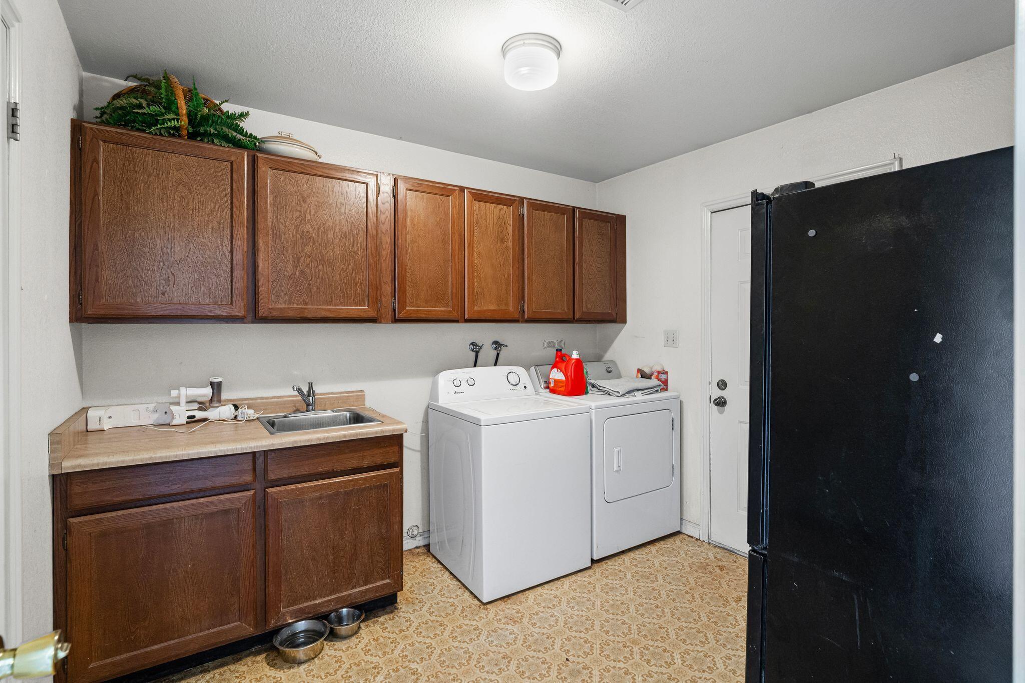 BLOOMINGTON COUNTRY CLUB - Residential