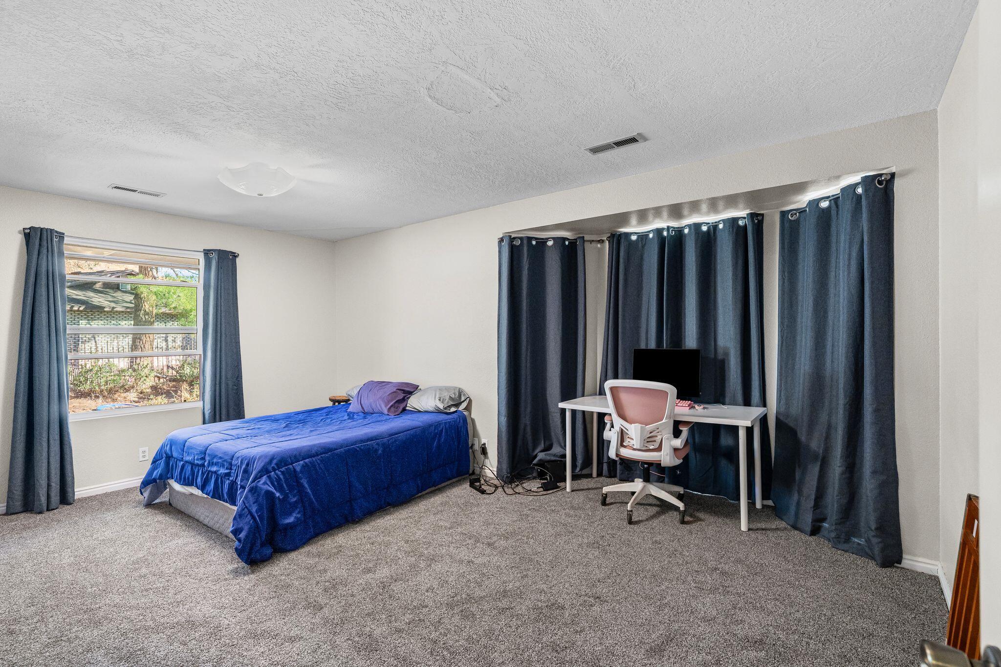 BLOOMINGTON COUNTRY CLUB - Residential